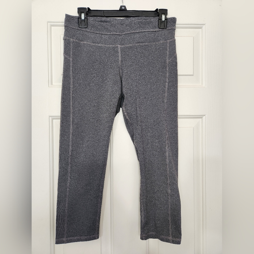 Champion Gray Short Leggings Size Medium